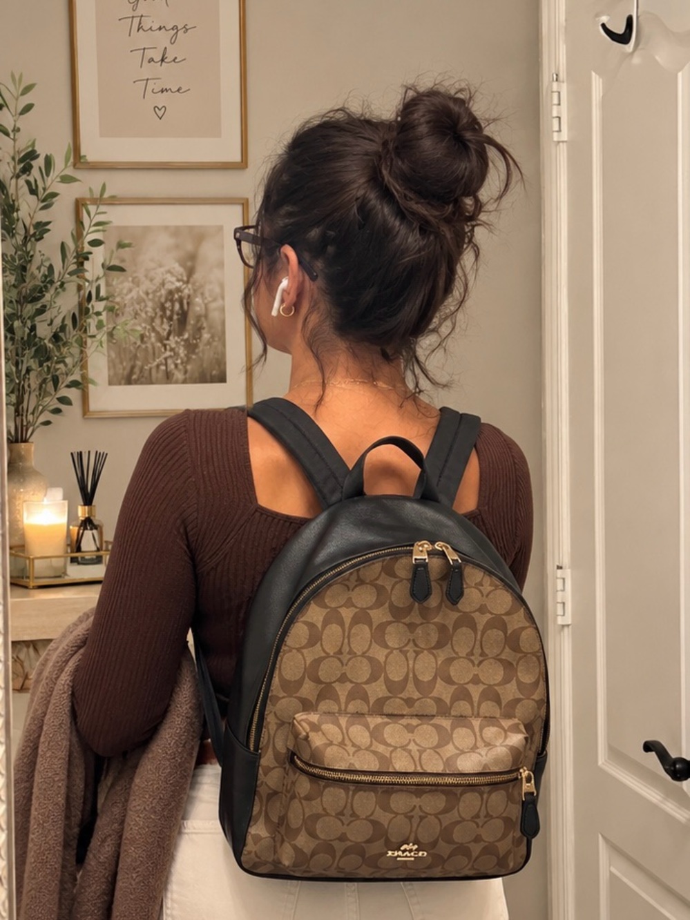 Coach Signature Medium Charlie
Backpack | Khaki/Brown | Customized
Gold Hangtag - Picture 2 of 16